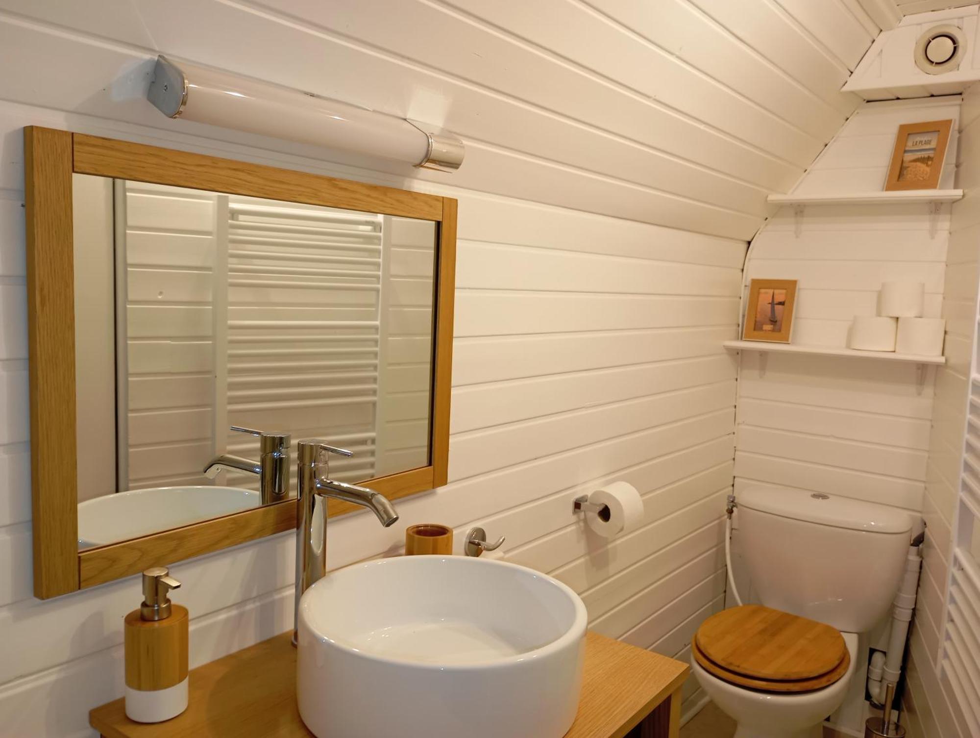 Escapade Romantique Sous Les Toits De Kereon - Centre Historique, Rue Pietonne *